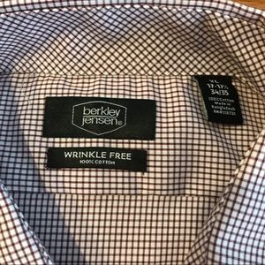 Berkley Jensen Wrinkle Free XL Dress Shirt